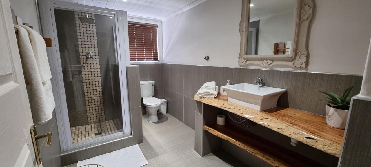 DullVino House Dullstroom Esterno foto